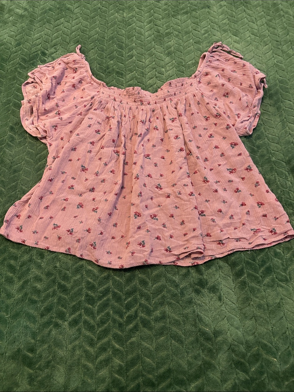 Moral Fiber Peasant Crop Top Smocking Floral Mauve XL